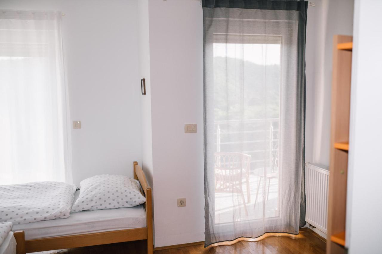Ferienhaus Široki Brijeg Esterno foto