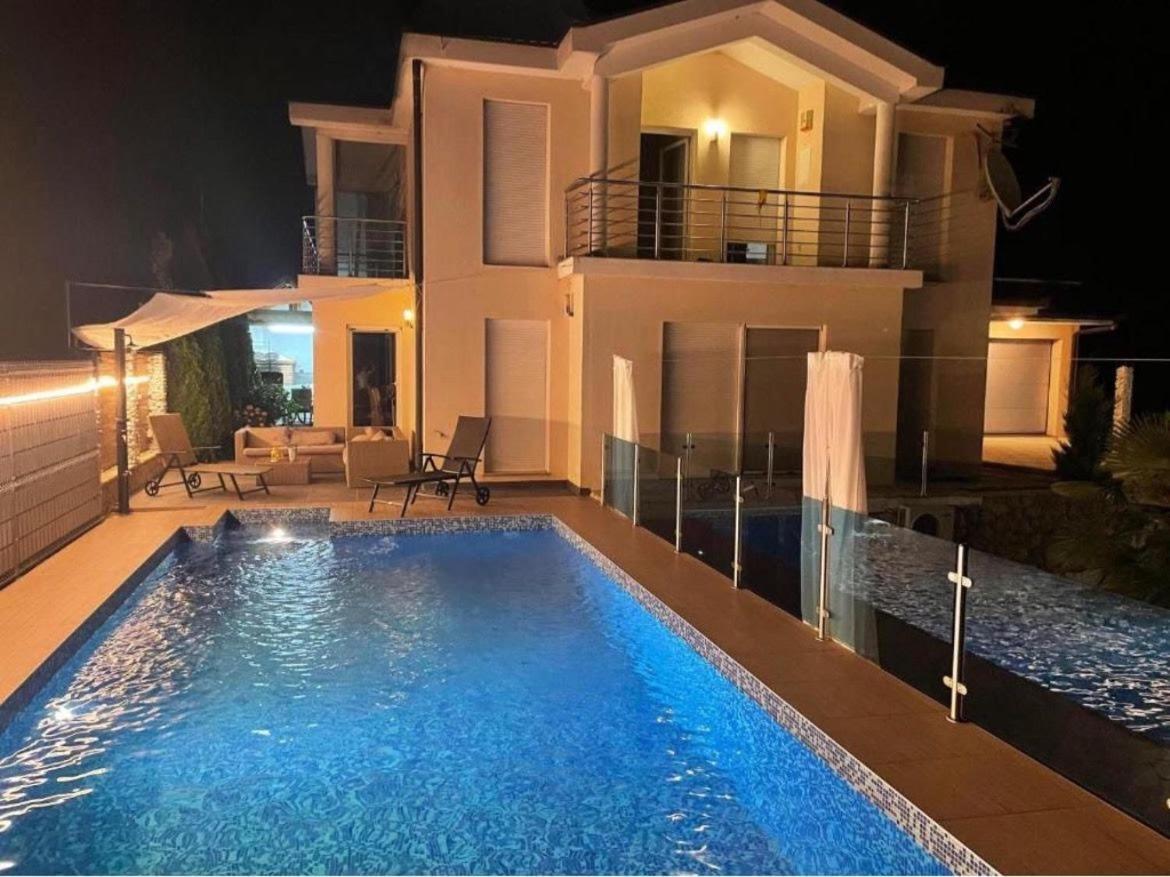 Ferienhaus Široki Brijeg Esterno foto