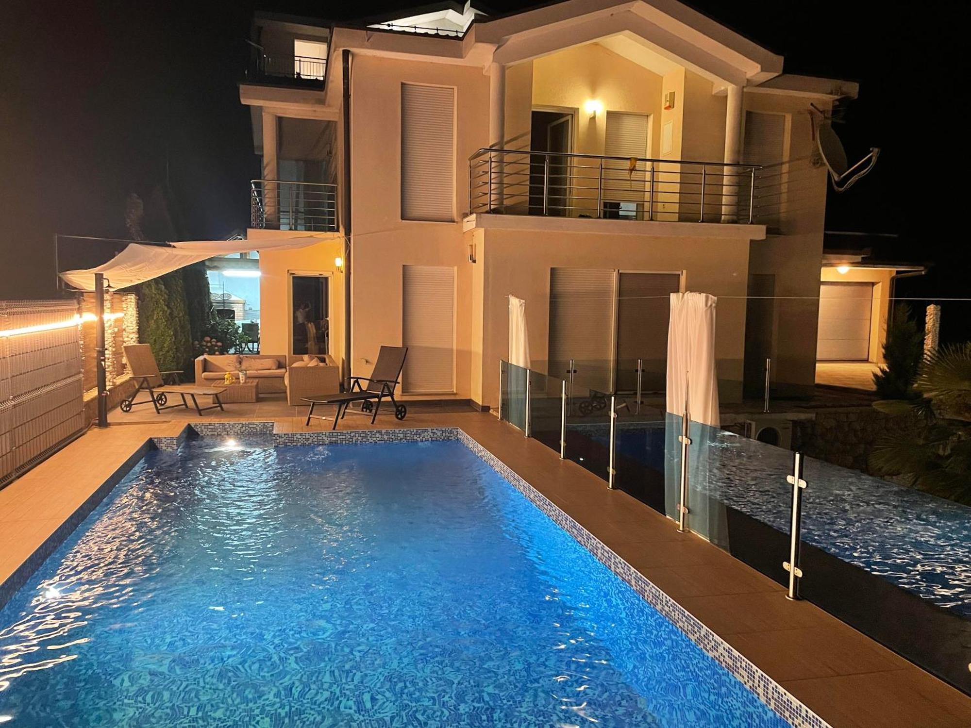 Ferienhaus Široki Brijeg Esterno foto